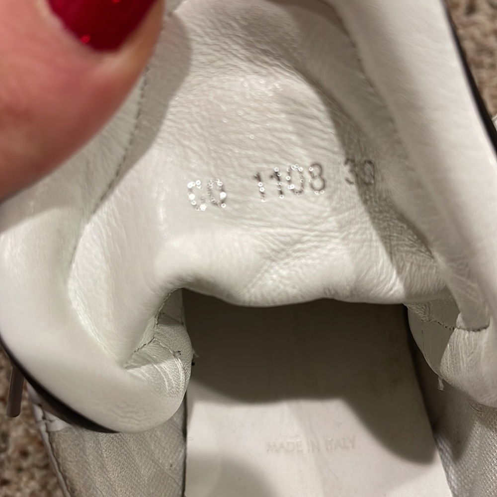 Louis Vuitton sneakers - Picture 5 of 8